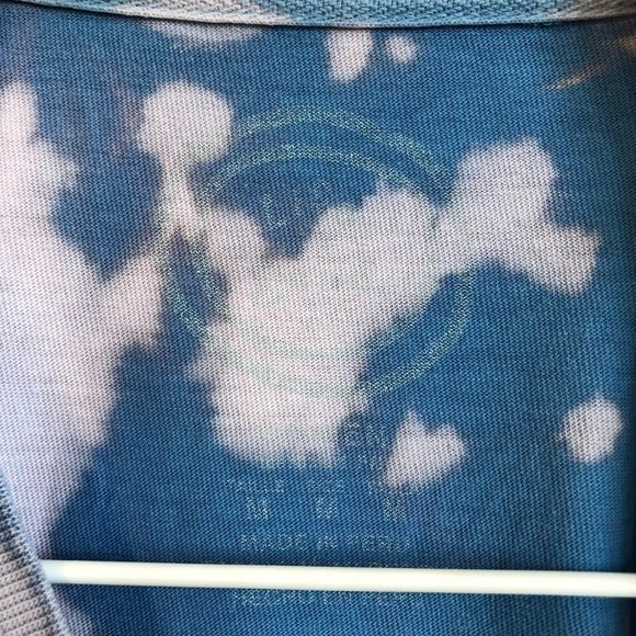 Life Is Good Shirt Tie Dye Peace Out Blue T-Shirt - Picture 4 of 6